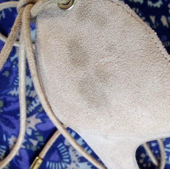 Christian Siriano Nude Heels - Picture 7 of 8